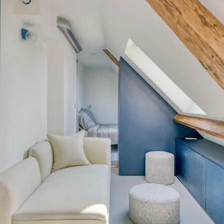 Apartman Bright With A View Over The Rooftops Of 9th Párizs